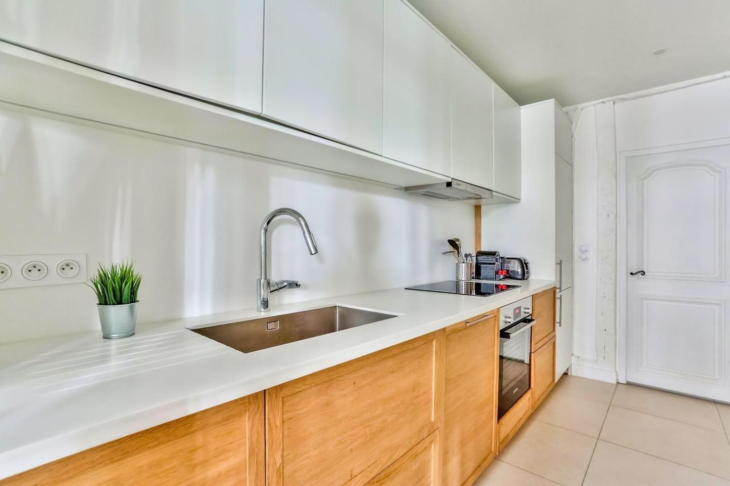 Superbe Appartement Bon Marche Saint Germain Free Netflix パリ エクステリア 写真